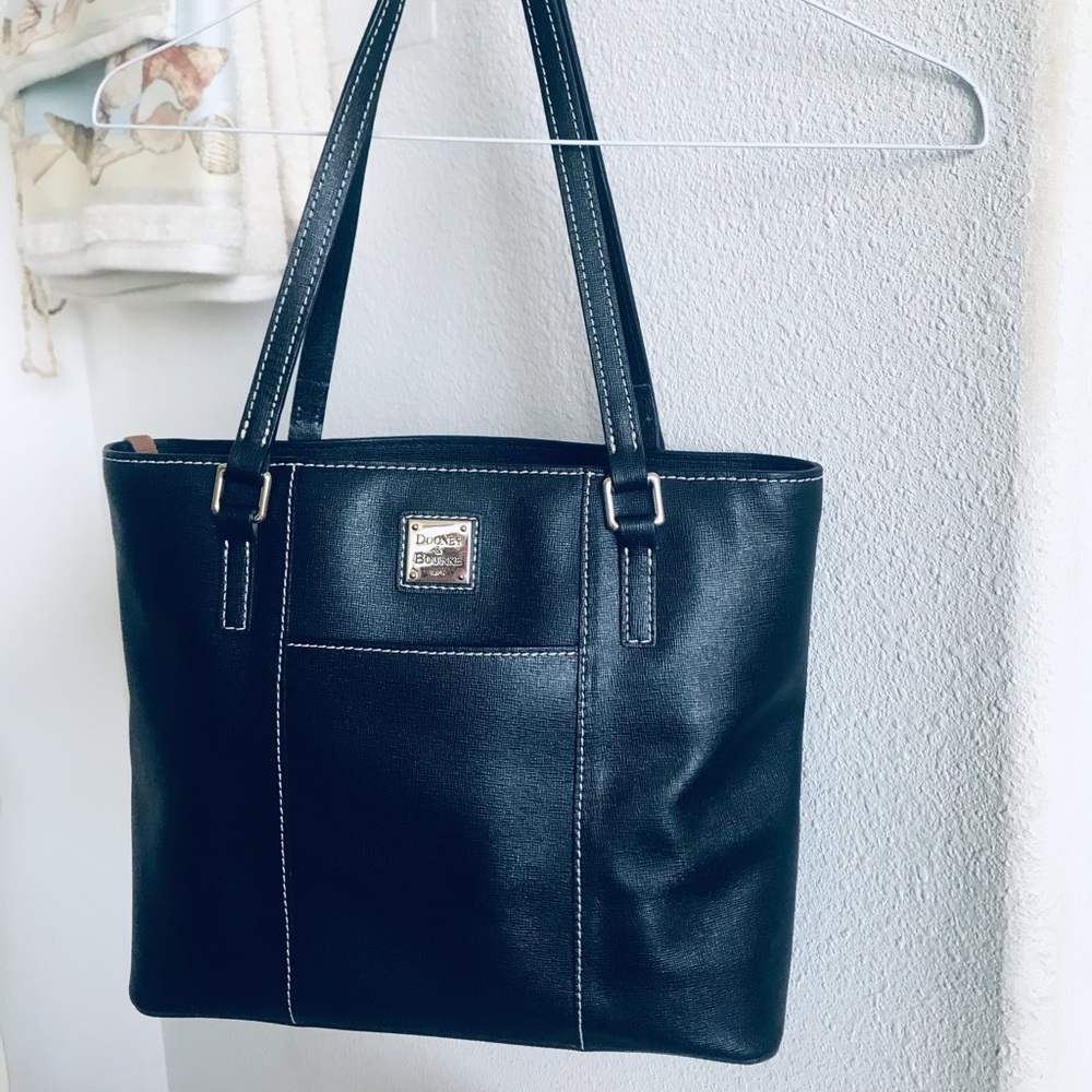 Dooney & Bourke Lexington shopper